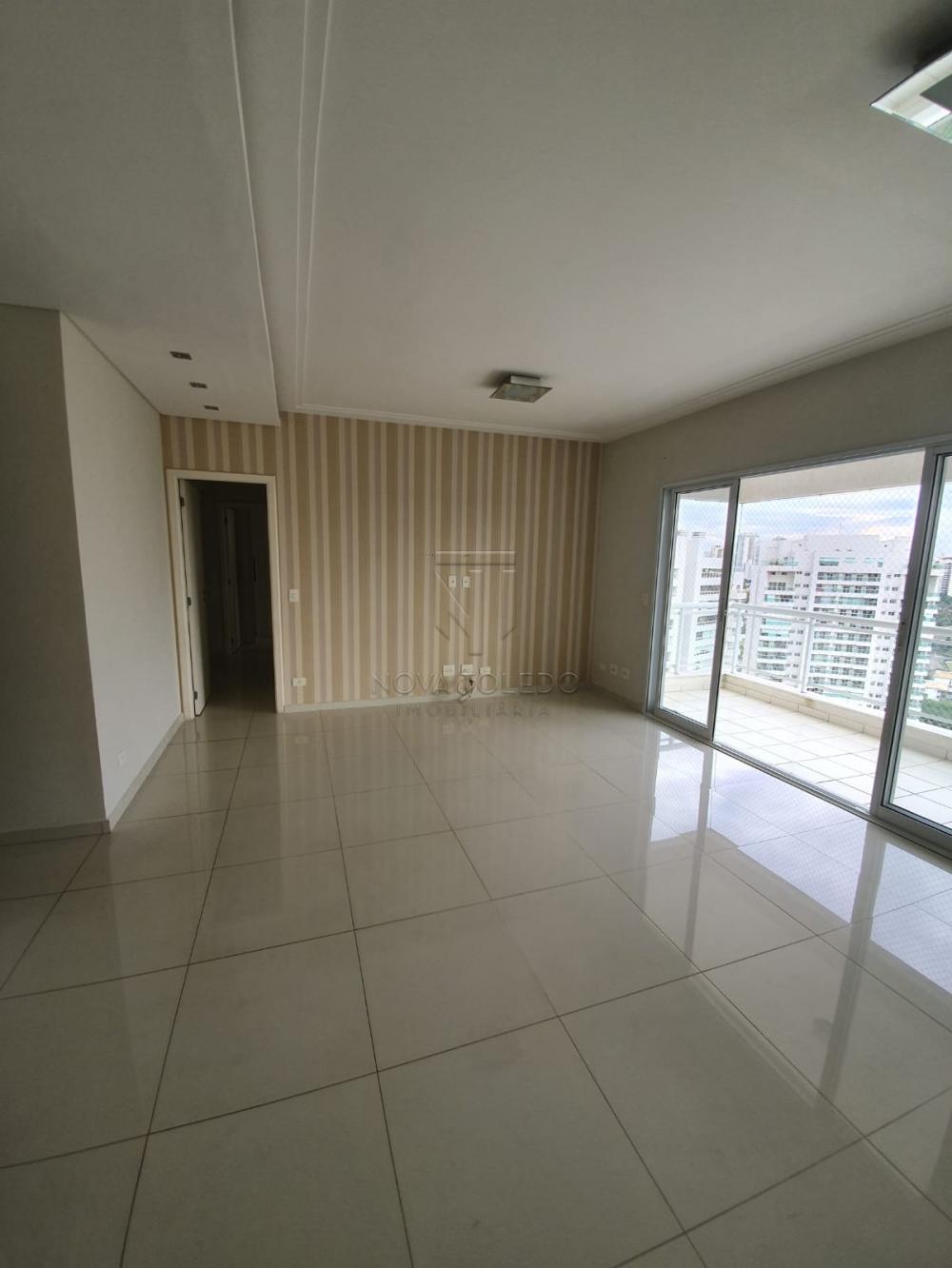 Alugar Apartamento / Padrão em São José dos Campos R$ 4.000,00 - Foto 1