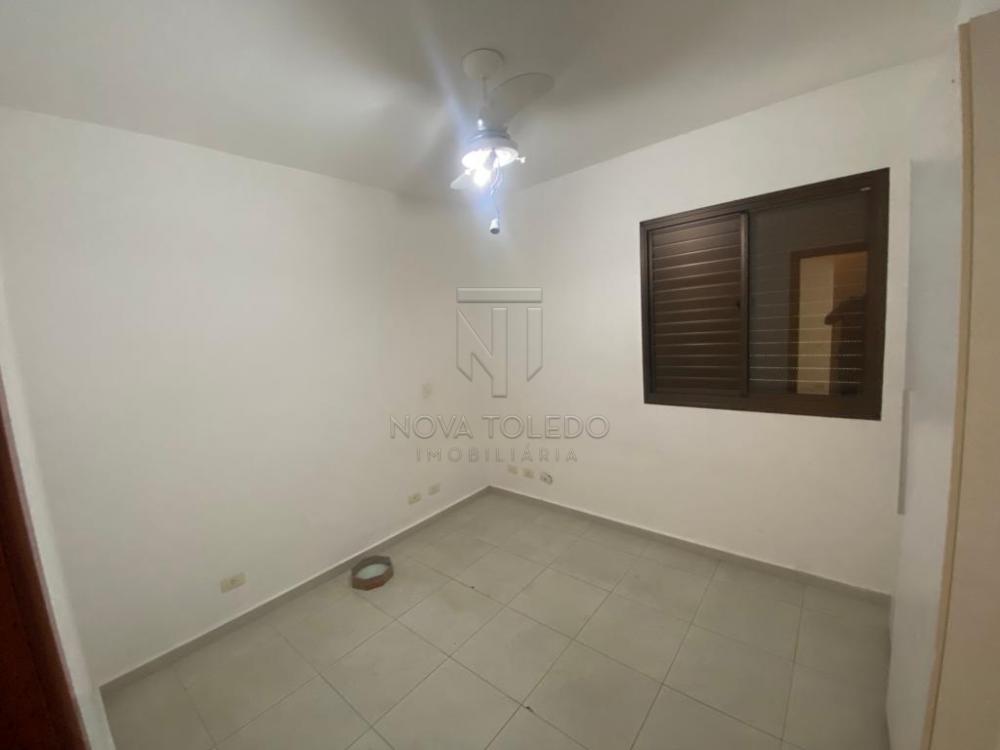 Alugar Apartamento / Padrão em São José dos Campos R$ 2.850,00 - Foto 4