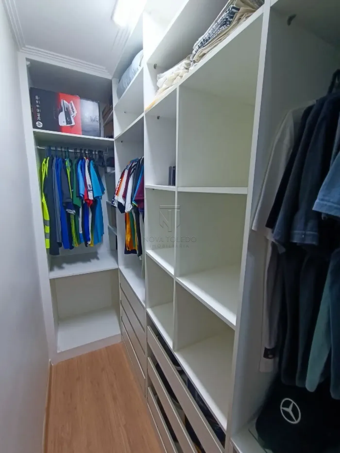 Alugar Apartamento / Padrão em São José dos Campos R$ 3.300,00 - Foto 12