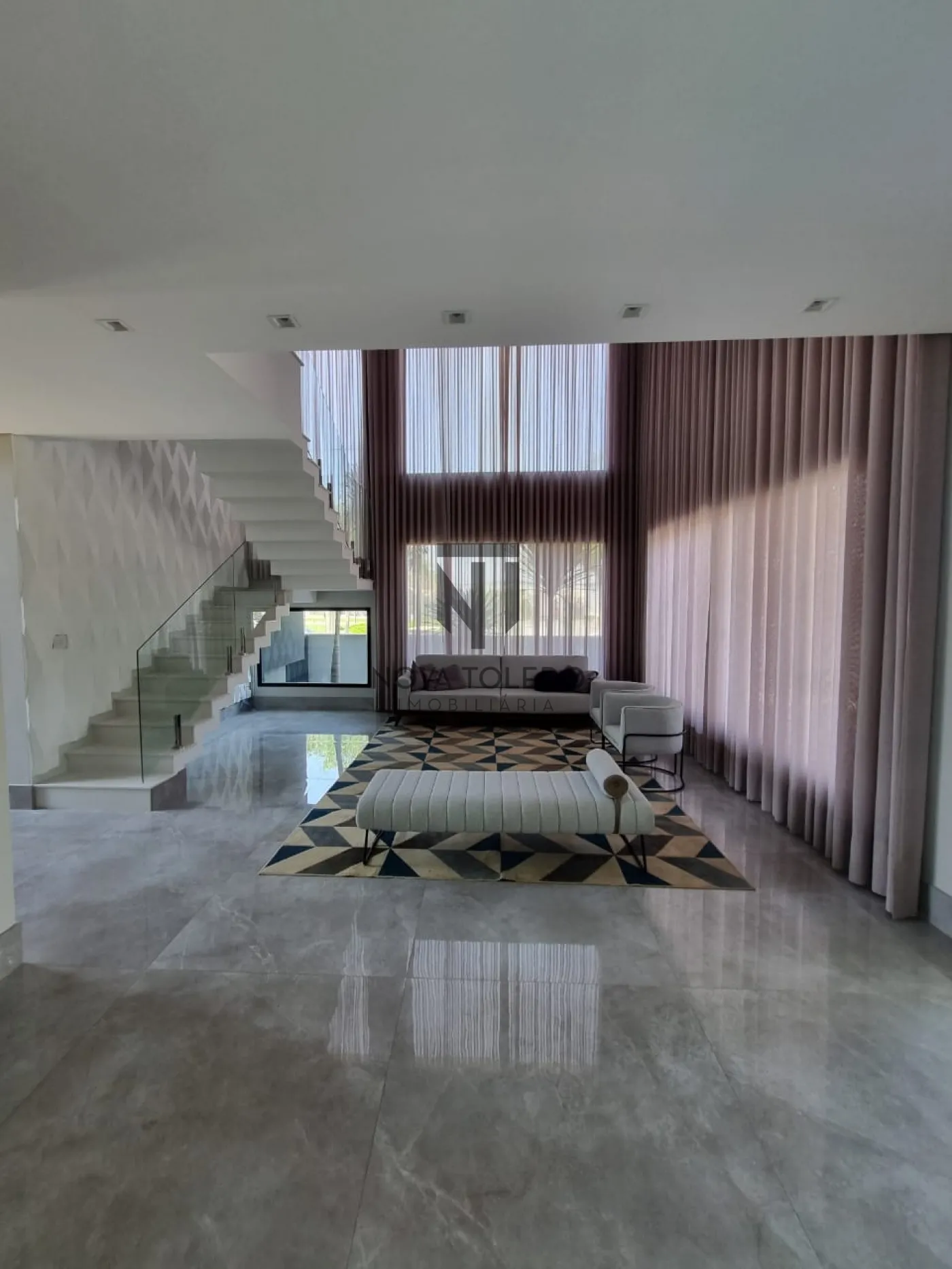 Alugar Casa / Condomínio em São José dos Campos R$ 25.000,00 - Foto 4