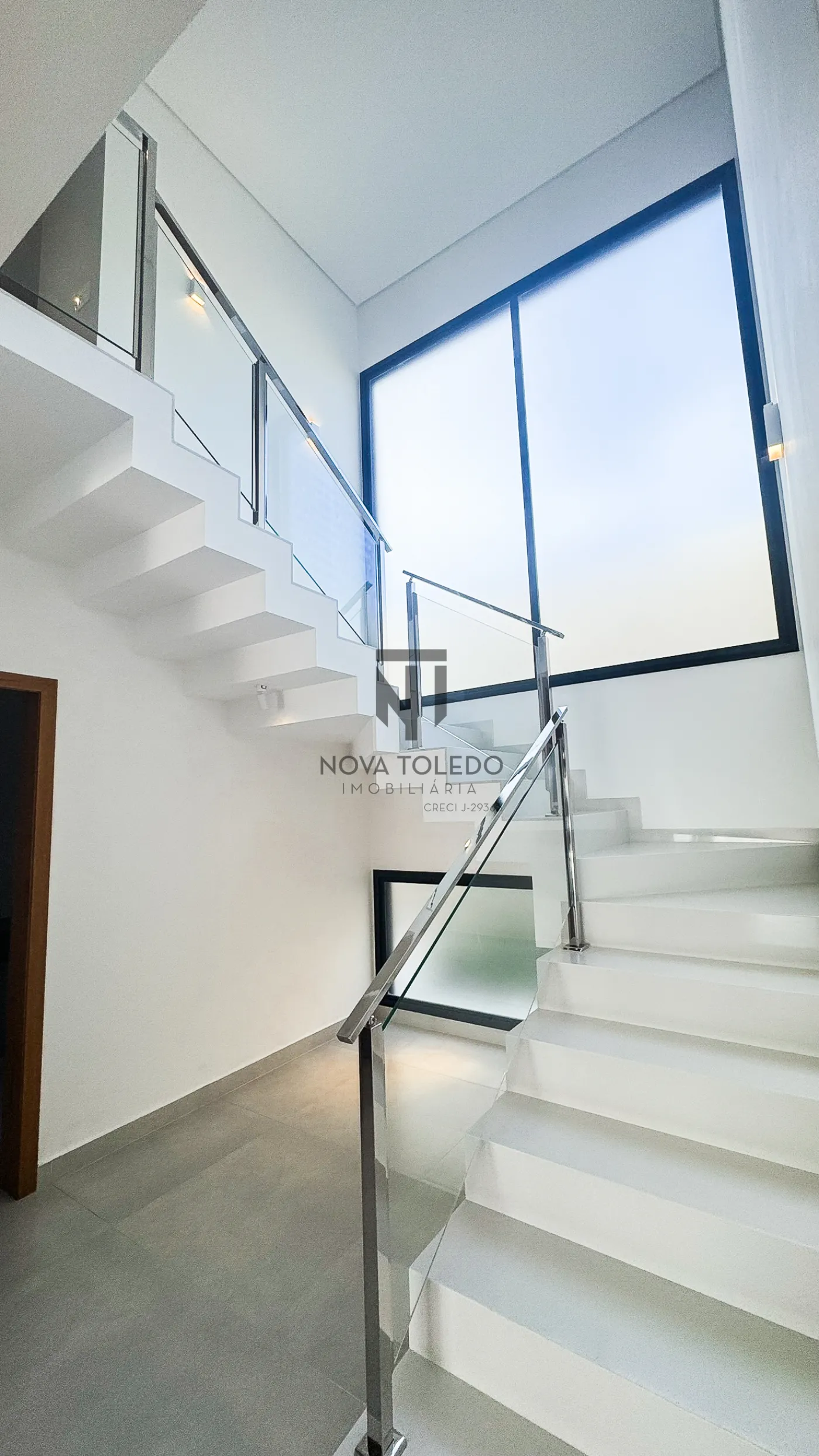 Alugar Casa / Condomínio em São José dos Campos R$ 18.000,00 - Foto 15