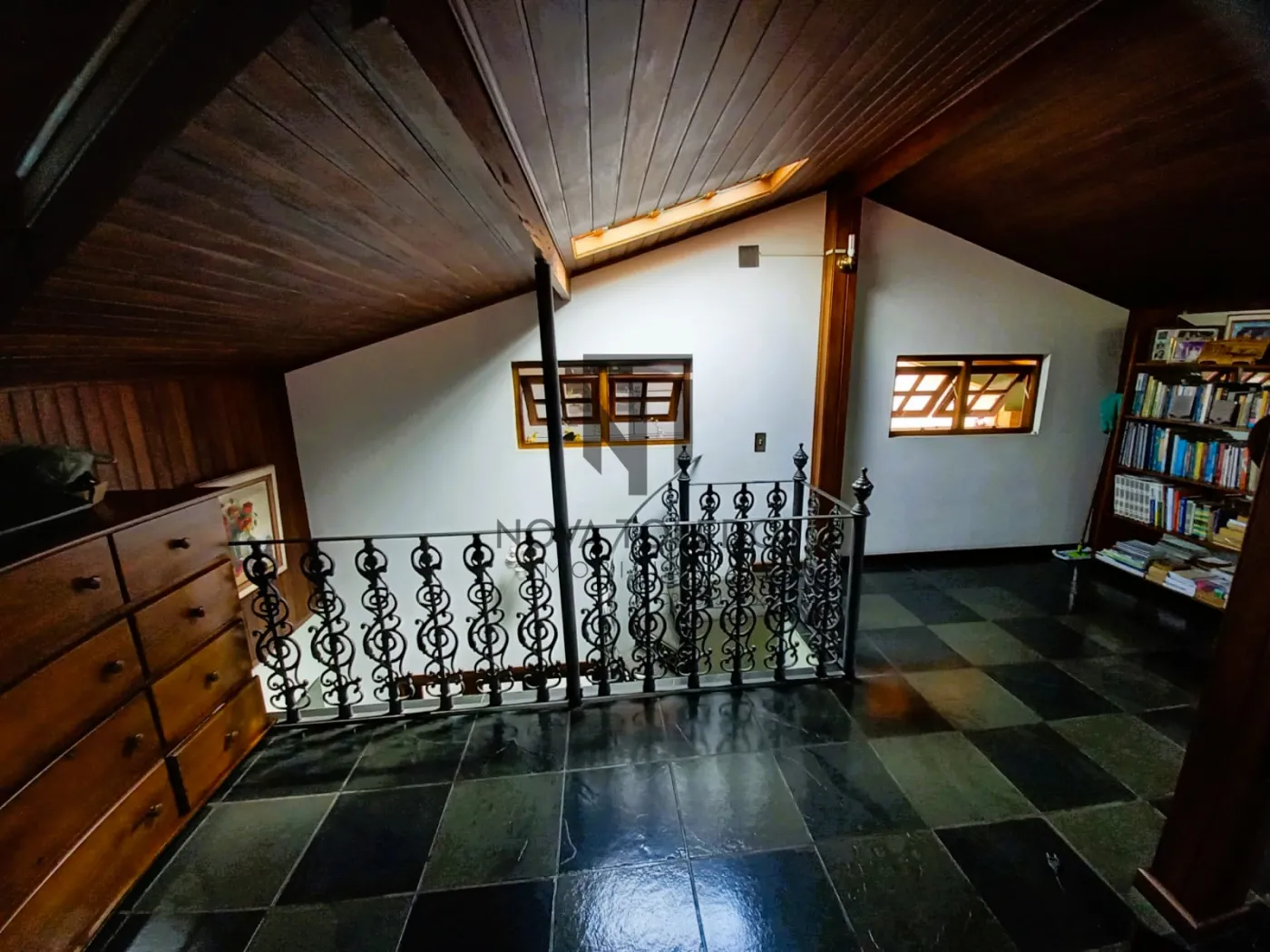 Comprar Casa / Padrão em São José dos Campos R$ 1.010.000,00 - Foto 15