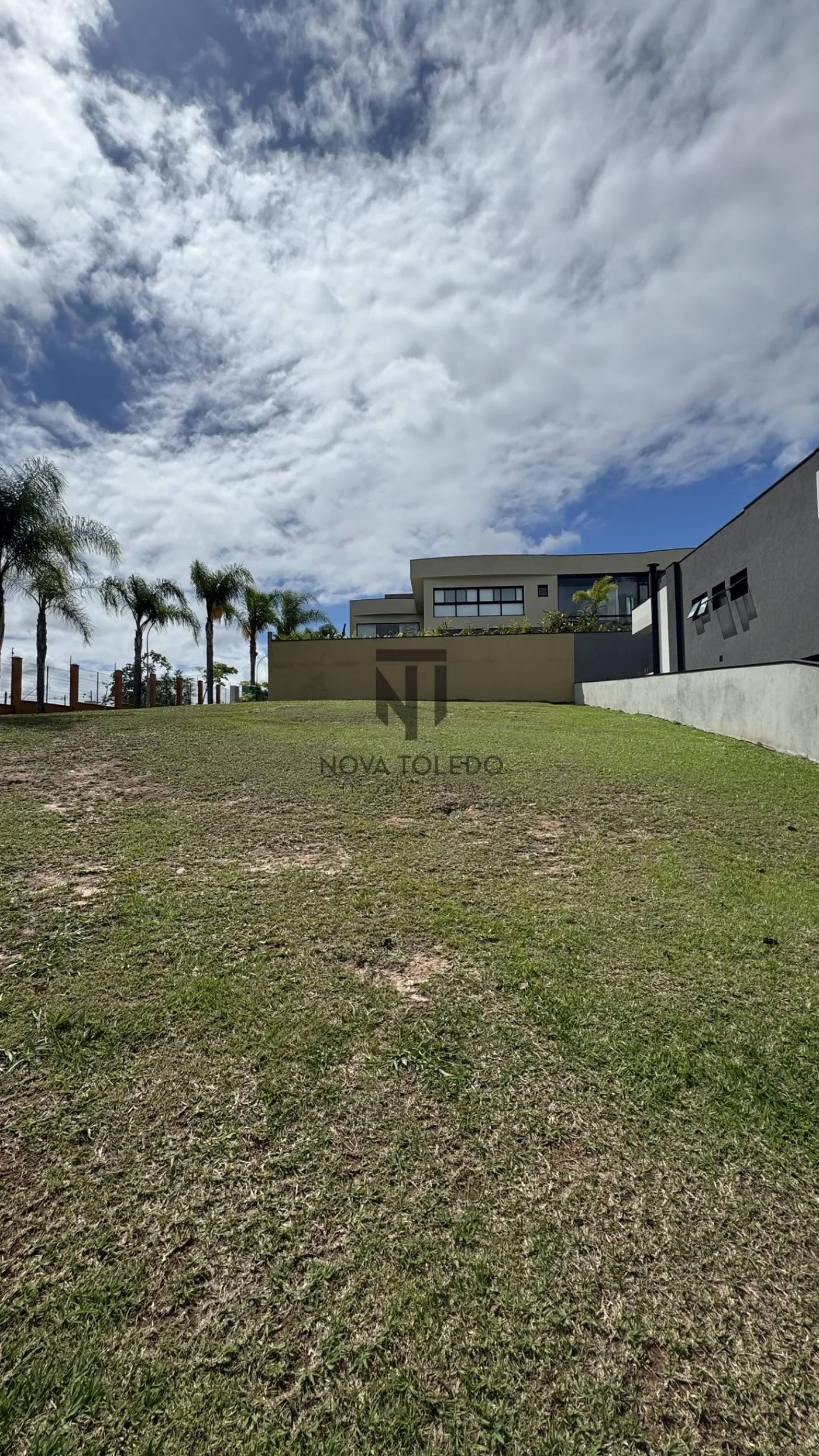 Comprar Terreno / Condomínio em São José dos Campos R$ 1.340.000,00 - Foto 2