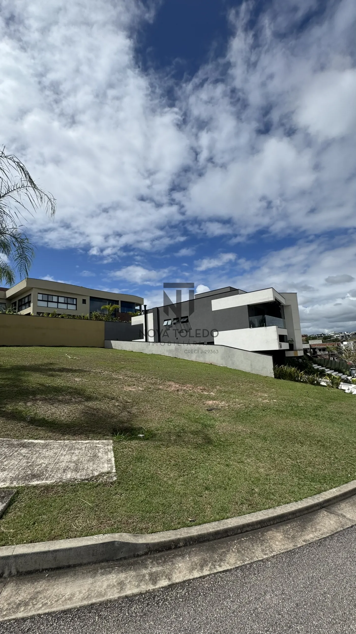 Comprar Terreno / Condomínio em São José dos Campos R$ 1.340.000,00 - Foto 3