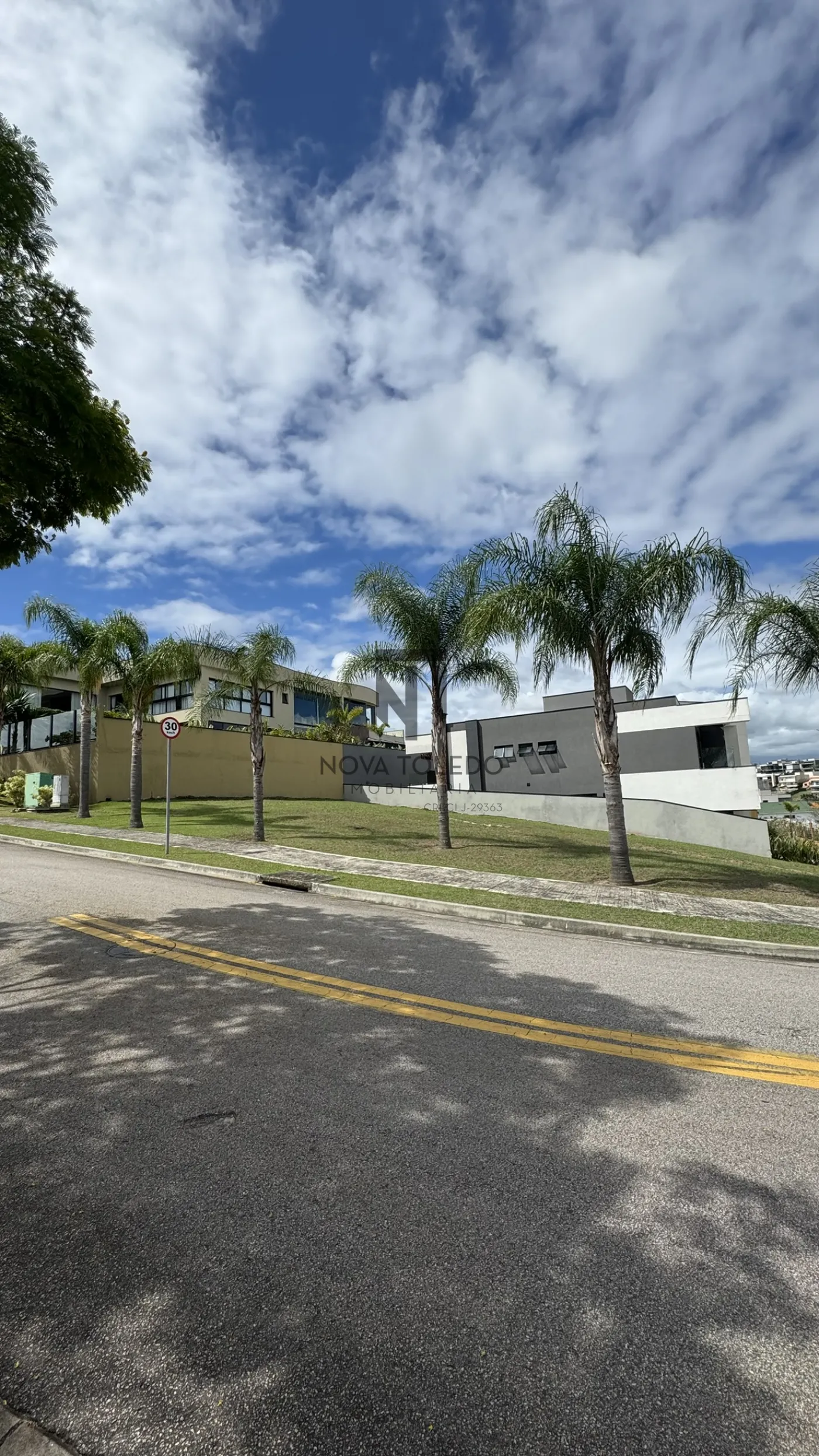 Comprar Terreno / Condomínio em São José dos Campos R$ 1.340.000,00 - Foto 4