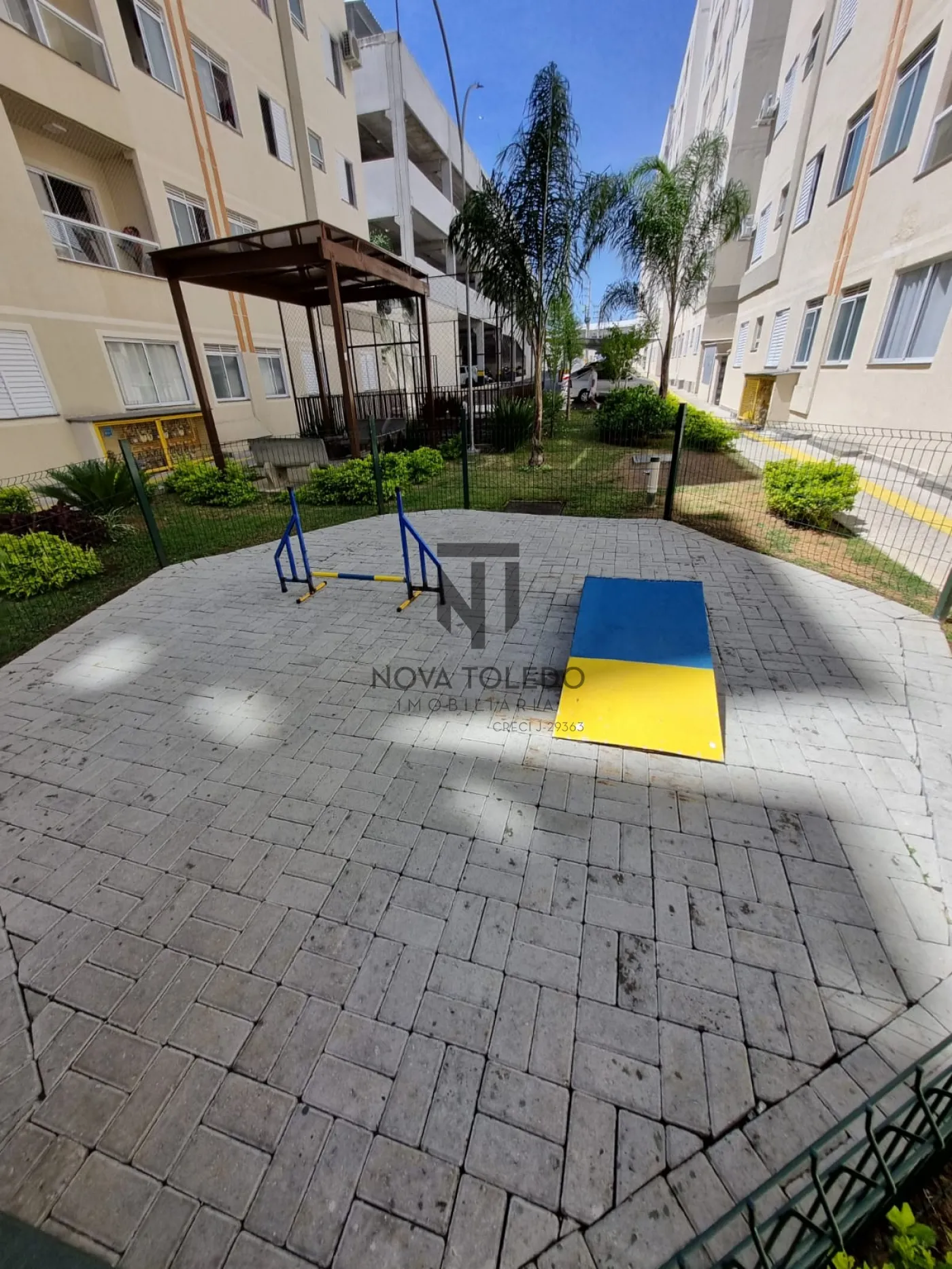 Comprar Apartamento / Padrão em São José dos Campos R$ 330.000,00 - Foto 14