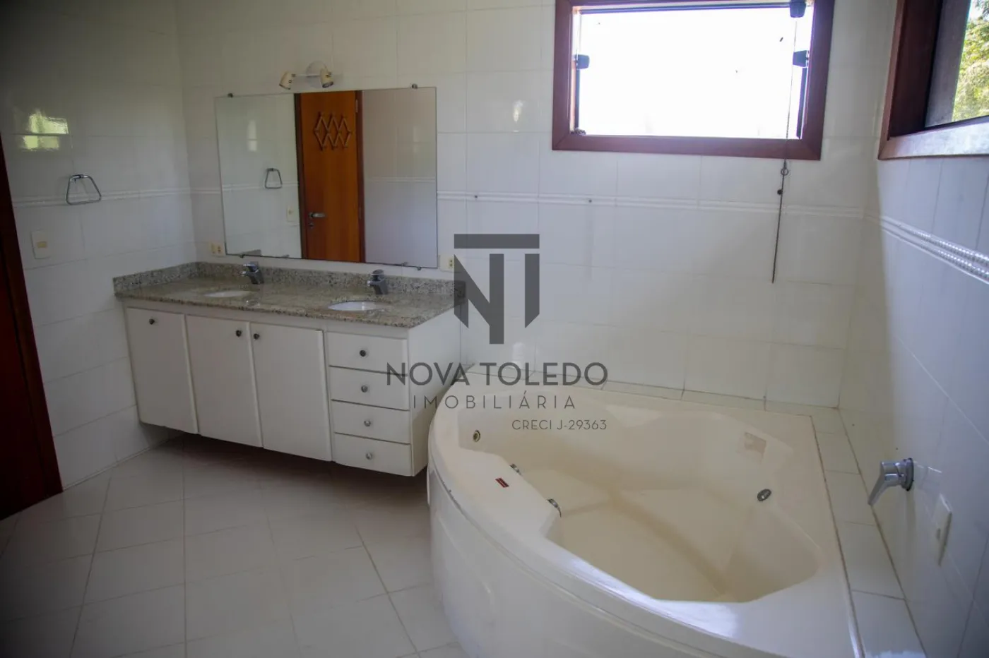 Alugar Casa / Condomínio em São José dos Campos R$ 15.000,00 - Foto 13