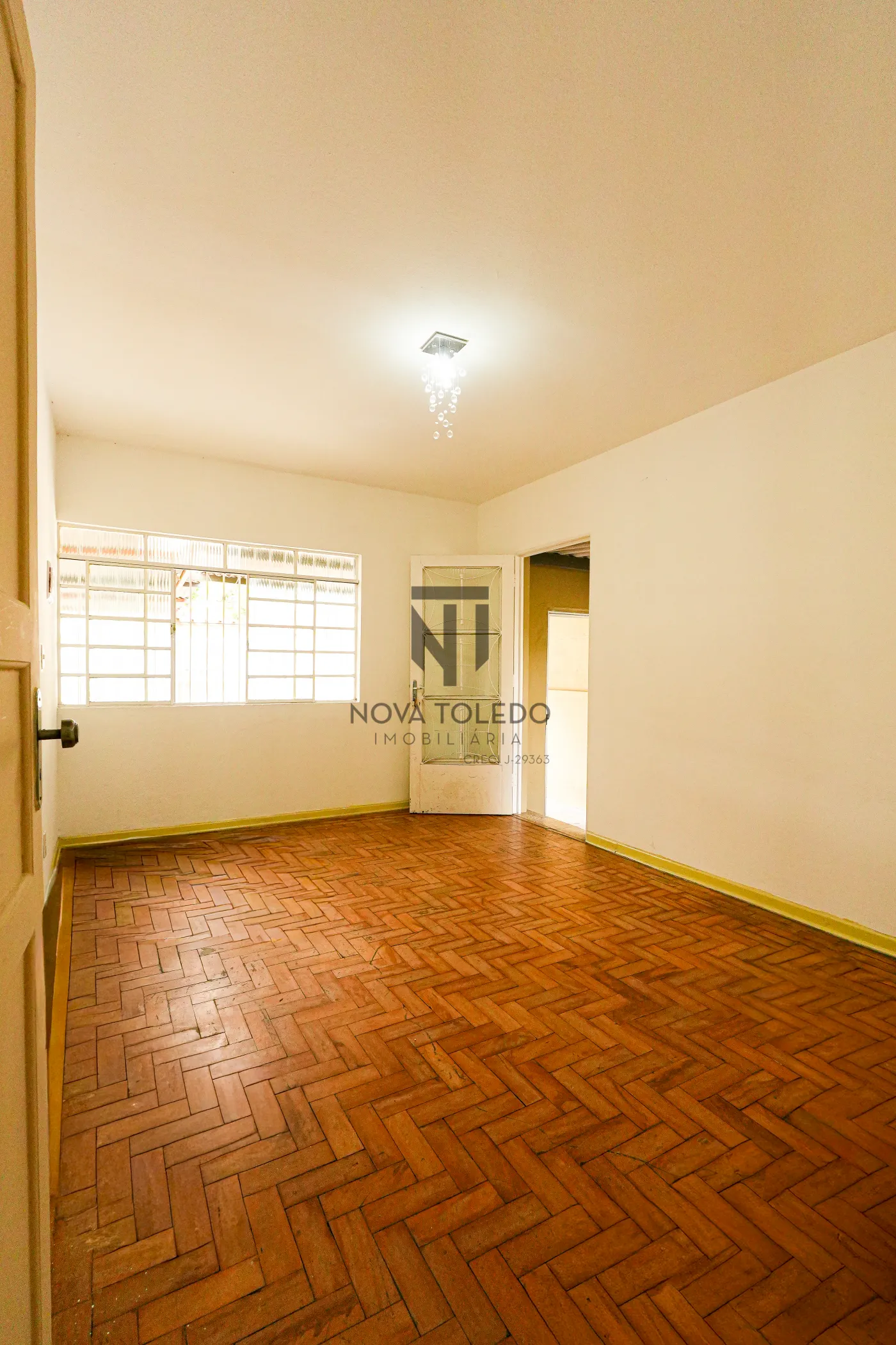 Alugar Casa / Padrão em São José dos Campos R$ 2.700,00 - Foto 9