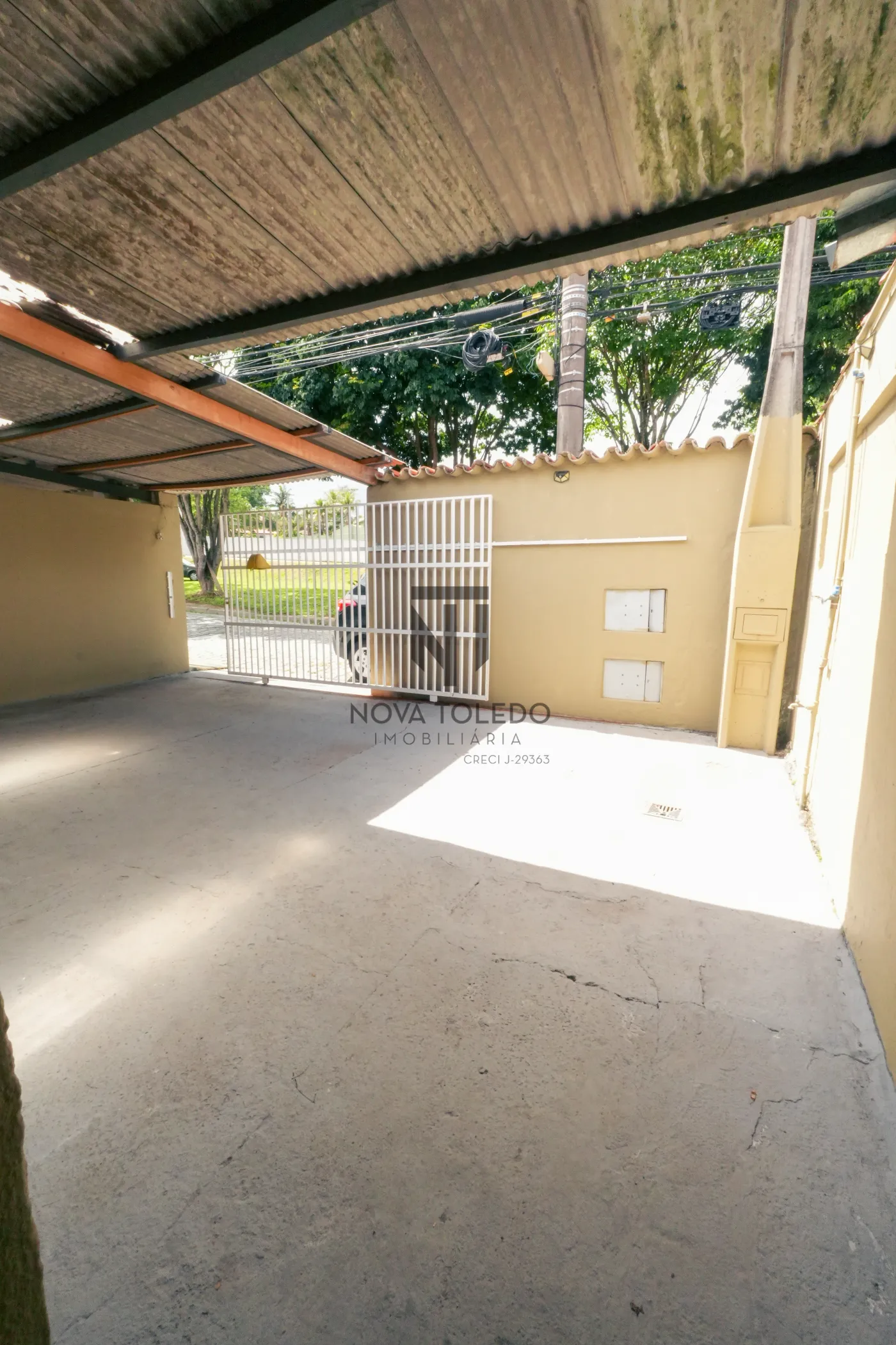 Alugar Casa / Padrão em São José dos Campos R$ 2.700,00 - Foto 12