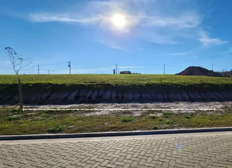 imagem 1 - LOTE DE TERRENO COM EXCELENTE TOPOGRAFIA EM CONDOMÍNIO FECHADO - 336,15 METROS - TERRAS ALPHA SÃO JOSÉ DOS CAMPOS - URBANOVA imagem 1 - LOTE DE TERRENO COM EXCELENTE TOPOGRAFIA EM CONDOMÍNIO FECHADO - 336,15 METROS - TERRAS ALPHA SÃO JOSÉ DOS CAMPOS - URBANOVA