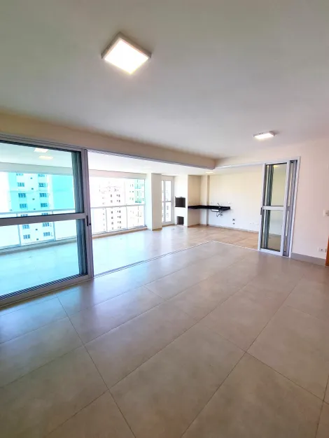 Alugar Apartamento / Padrão em São José dos Campos. apenas R$ 2.250.000,00