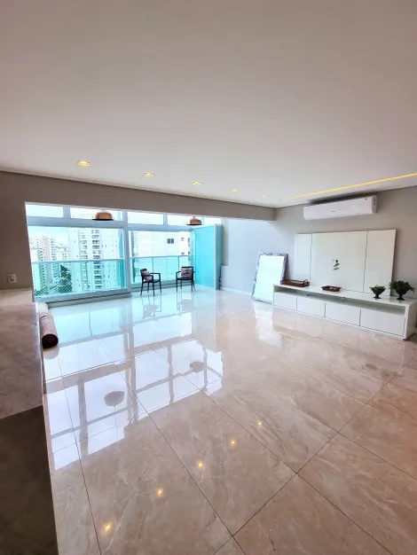 Alugar Apartamento / Duplex em São José dos Campos. apenas R$ 6.700,00