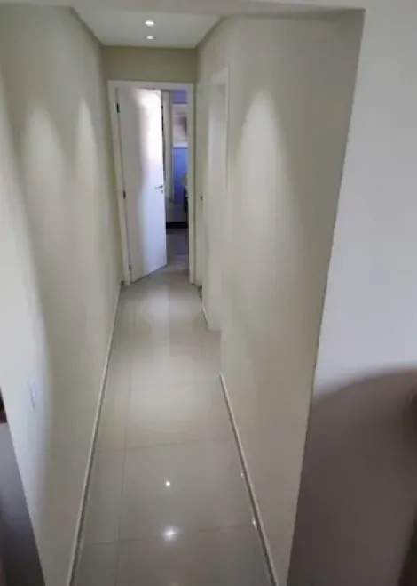 Apartamento com 2 Quartos e 2 banheiros à Venda, 60 m² por R$ 335.000