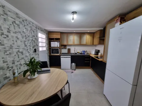 Alugar Casa / Padrão em São José dos Campos. apenas R$ 440.000,00