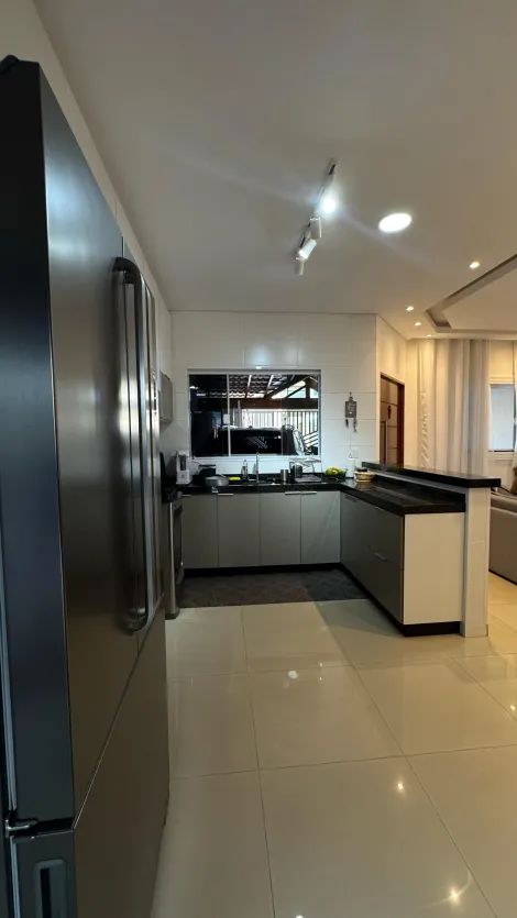 imagem 4 - CASA TÉRREA À VENDA - 133m² - 4 DORMITÓRIOS 1 SUÍTE - PORTAL DOS PÁSSAROS - SJC imagem 4 - CASA TÉRREA À VENDA - 133m² - 4 DORMITÓRIOS 1 SUÍTE - PORTAL DOS PÁSSAROS - SJC